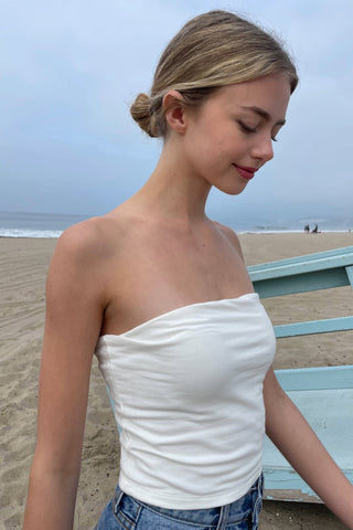 Amelia Crop