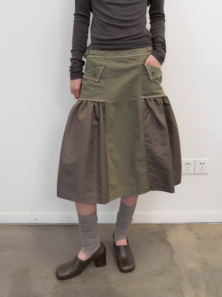[NEVERSEEZ] Flap Pocket Workwear Skirt