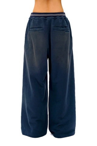 [Moromoro2] Distressed Star Applique  Sweatpants