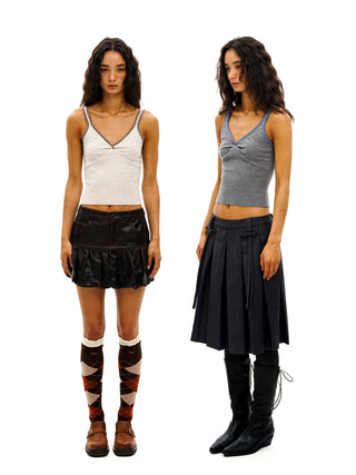 [Moromoro2] Lace Trim V-Neck Cami Top
