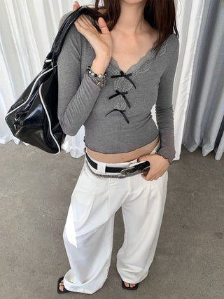 V-neck lace w bow top