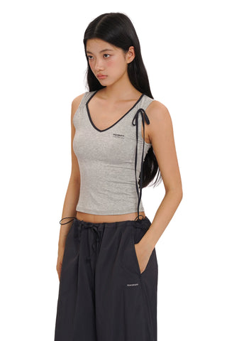 [moromoro2] ontrast-Edge Bow Strap Cami Top