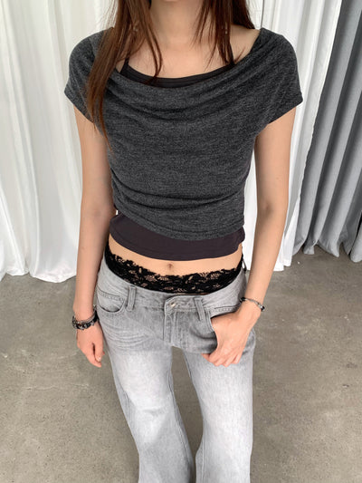[Fake Two-piece] Halter Neck Top