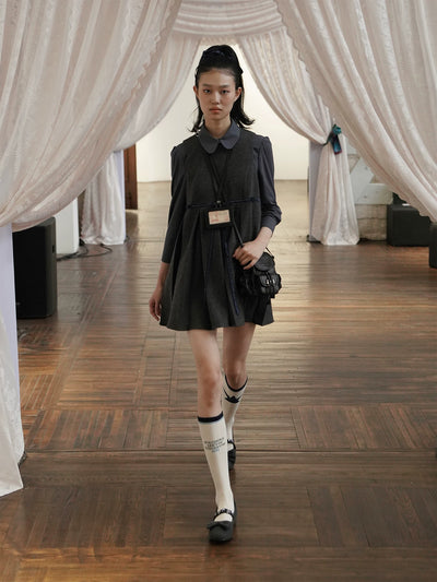[Moromoro2] Baby Collar Bubble Sleeve Pleated  Shirt