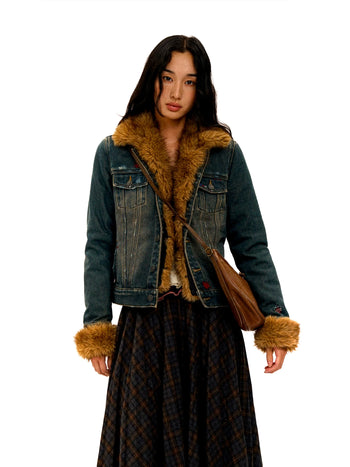 [Moromoro2] Detachable Fur Distressed Denim  Jacket
