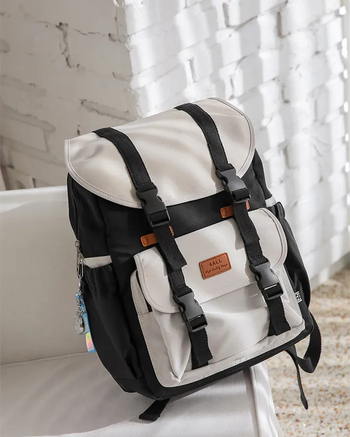 Belt casual backpack