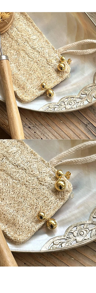 Elegant earrings