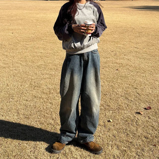 Pleated wide-leg denim pants