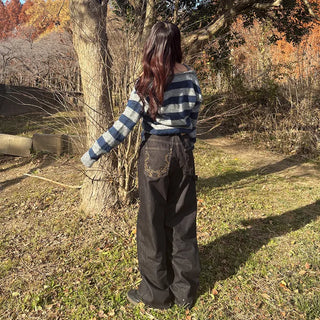 Pocket embroidered denim pants