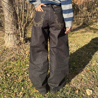 Pocket embroidered denim pants