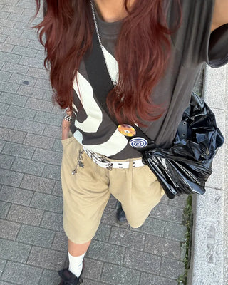 Double eyelet belt