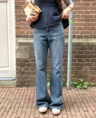 Semi-flare low-rise denim pants