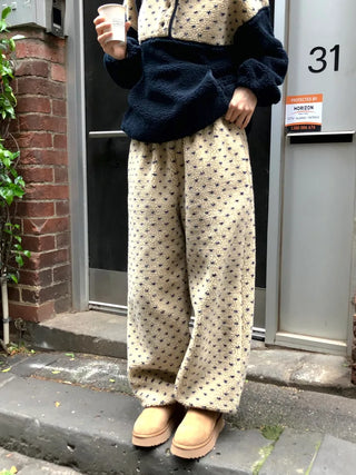 (2 colors) Dot Fleece Pants