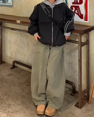 Two-tone windbreaker