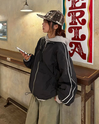 Two-tone windbreaker