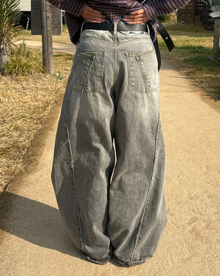 Back-unique center-seam double-pocket jeans