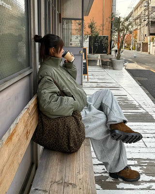Stand-up neck flap unique pocket bomber jumper