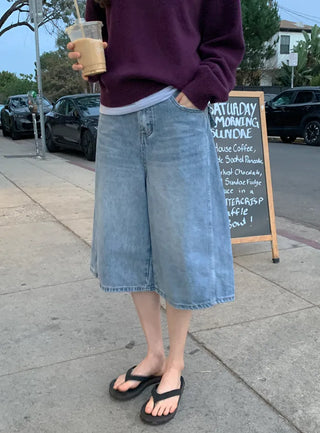 (2 colors) Bermuda shorts