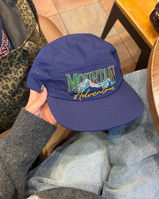 Mountain Stitch Light Straight Cap