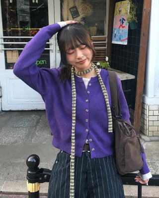 Round neck marble button basic cardigan