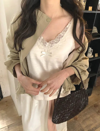 (2 colors) Lace satin top