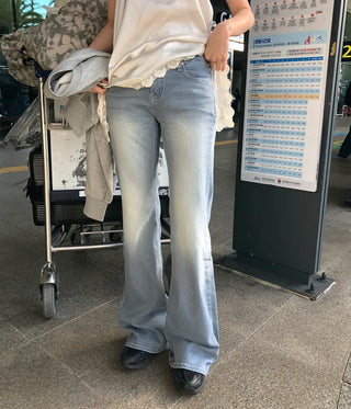 Low-rise bootcut pants