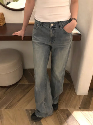 Low-rise denim pants