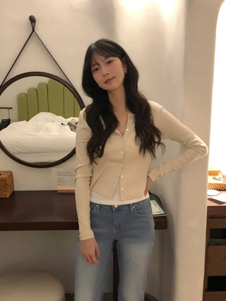 Low-rise bootcut pants
