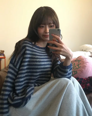 Boat neck striped loose knit