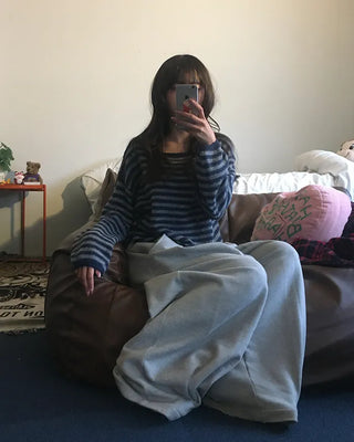 Boat neck striped loose knit