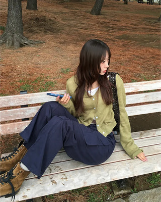 Metal tag point clear button cardigan