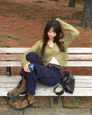 Metal tag point clear button cardigan