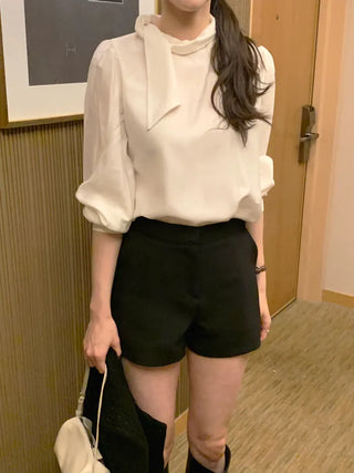 Blouse with tie