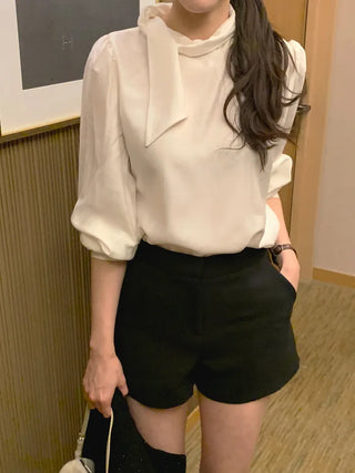 Blouse with tie