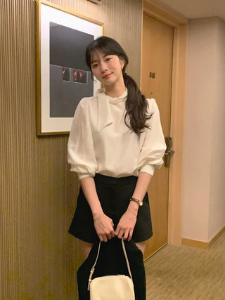 Blouse with tie