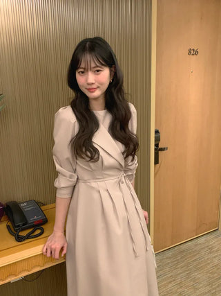 Round neck drape wrap dress