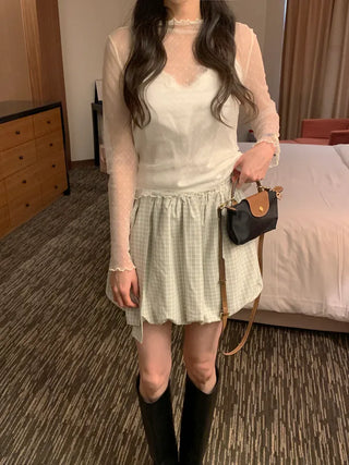 Balloon check pattern skirt