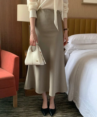 Flared long skirt