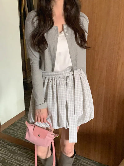 Balloon check pattern skirt