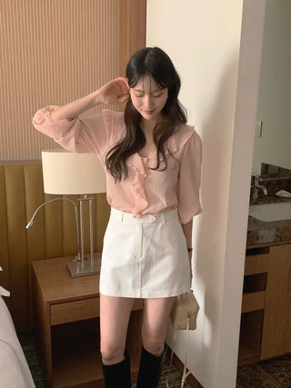 Frill blouse