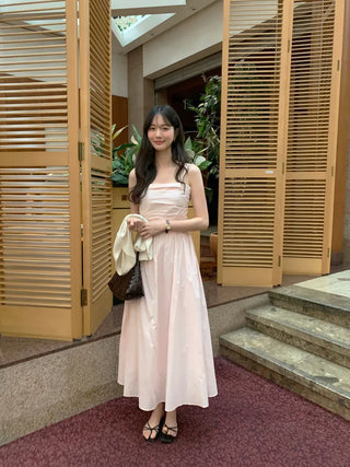 Sleeveless long dress