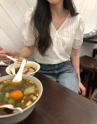 (2 colors) Cropped blouse