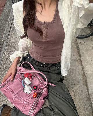 Round studded belt
