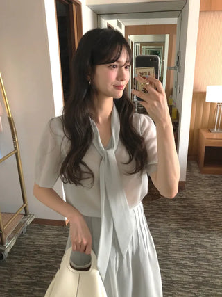 [2 colors] Tie blouse