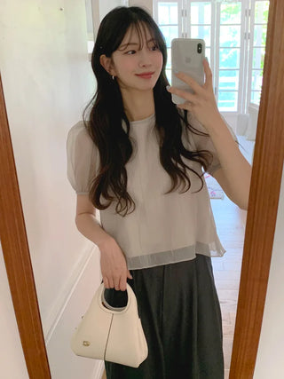 [2 colors] Flower Point Slim T-shirt