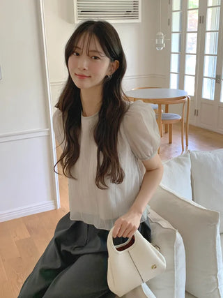 [2 colors] Flower Point Slim T-shirt