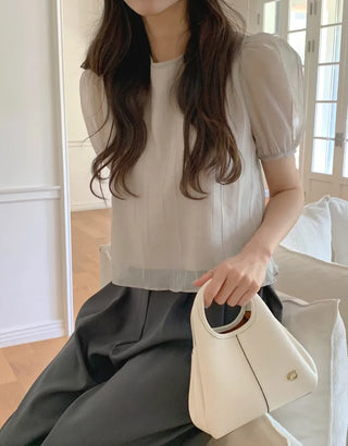[2 colors] Flower Point Slim T-shirt