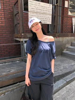 [2 colors] One-shoulder short-sleeve T-shirt