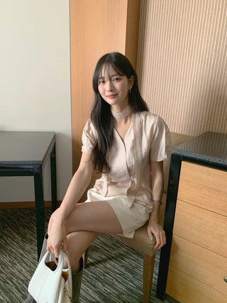 [3 colors] Pintuck Tie Blouse