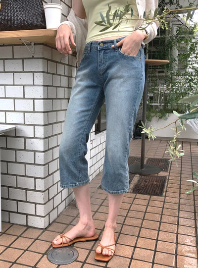 Capri denim pants
